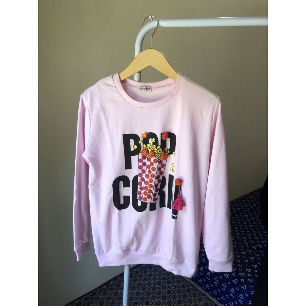 preloved nevada, preloved sweater, sweater nevada, preloved baju