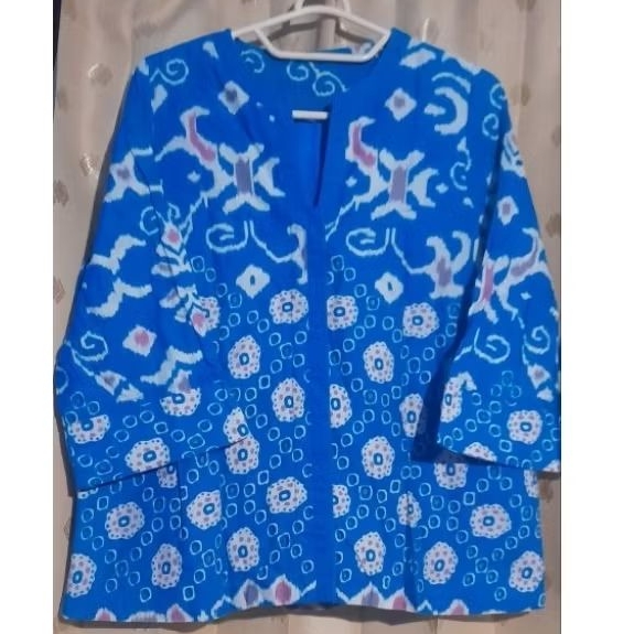 Preloved Blazer Kain Batik