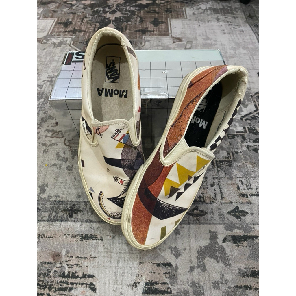 Preloved Sepatu Vans Slip On Original x MoMa