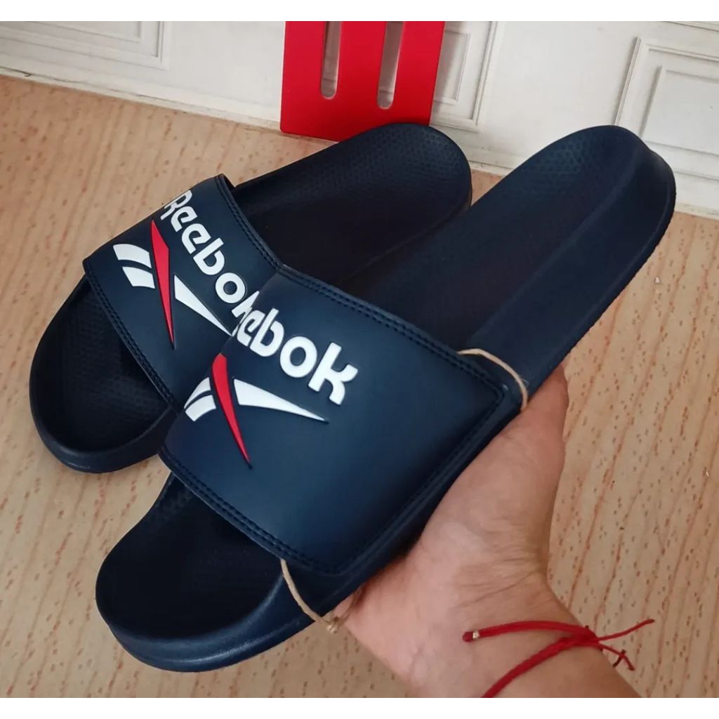 sendal Reebok ori size 39 dan  40.5