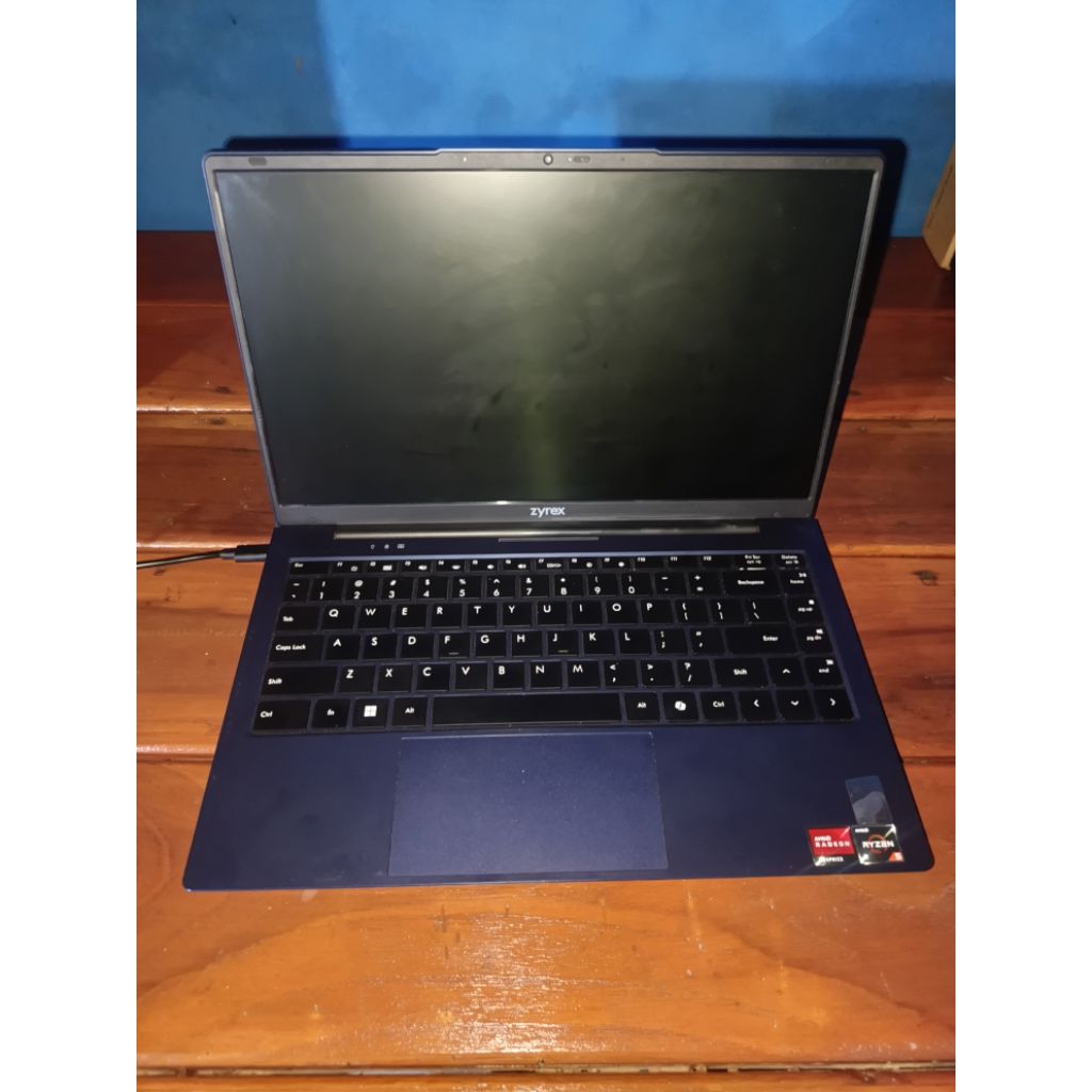 Laptop zyrex d tech