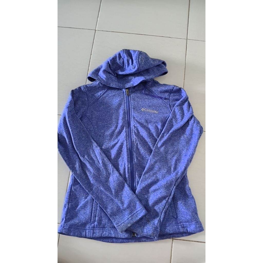 hoodie biru elektrik