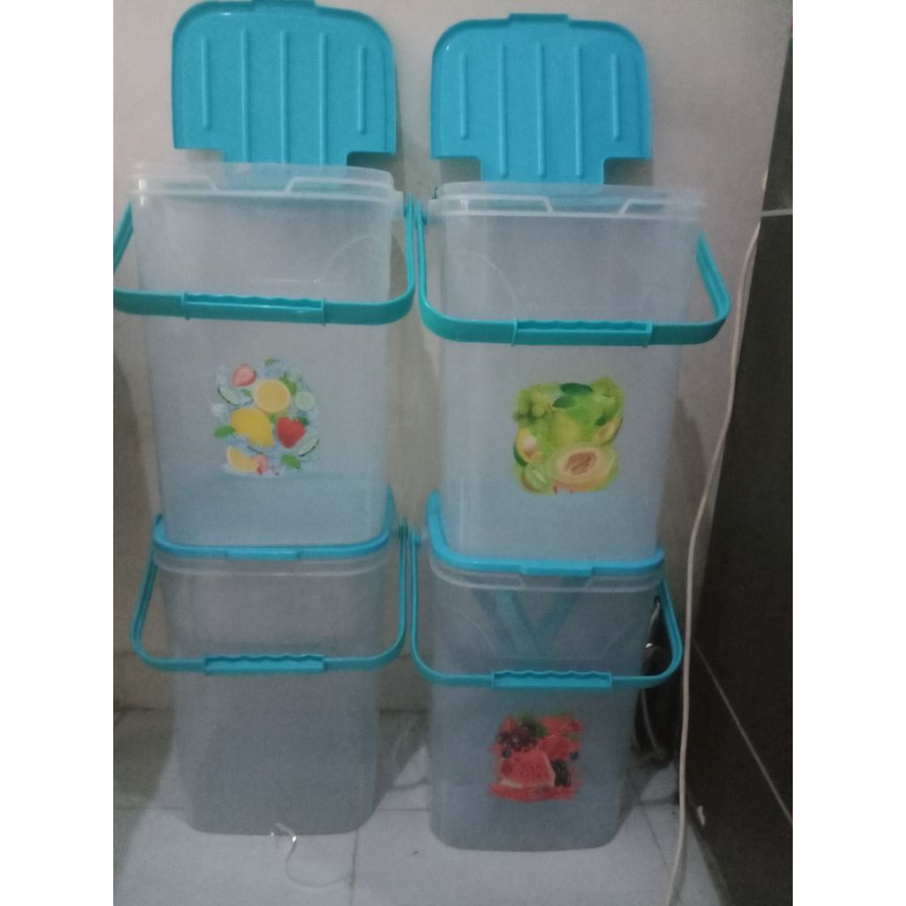Box Es / Box air minum 30 liter