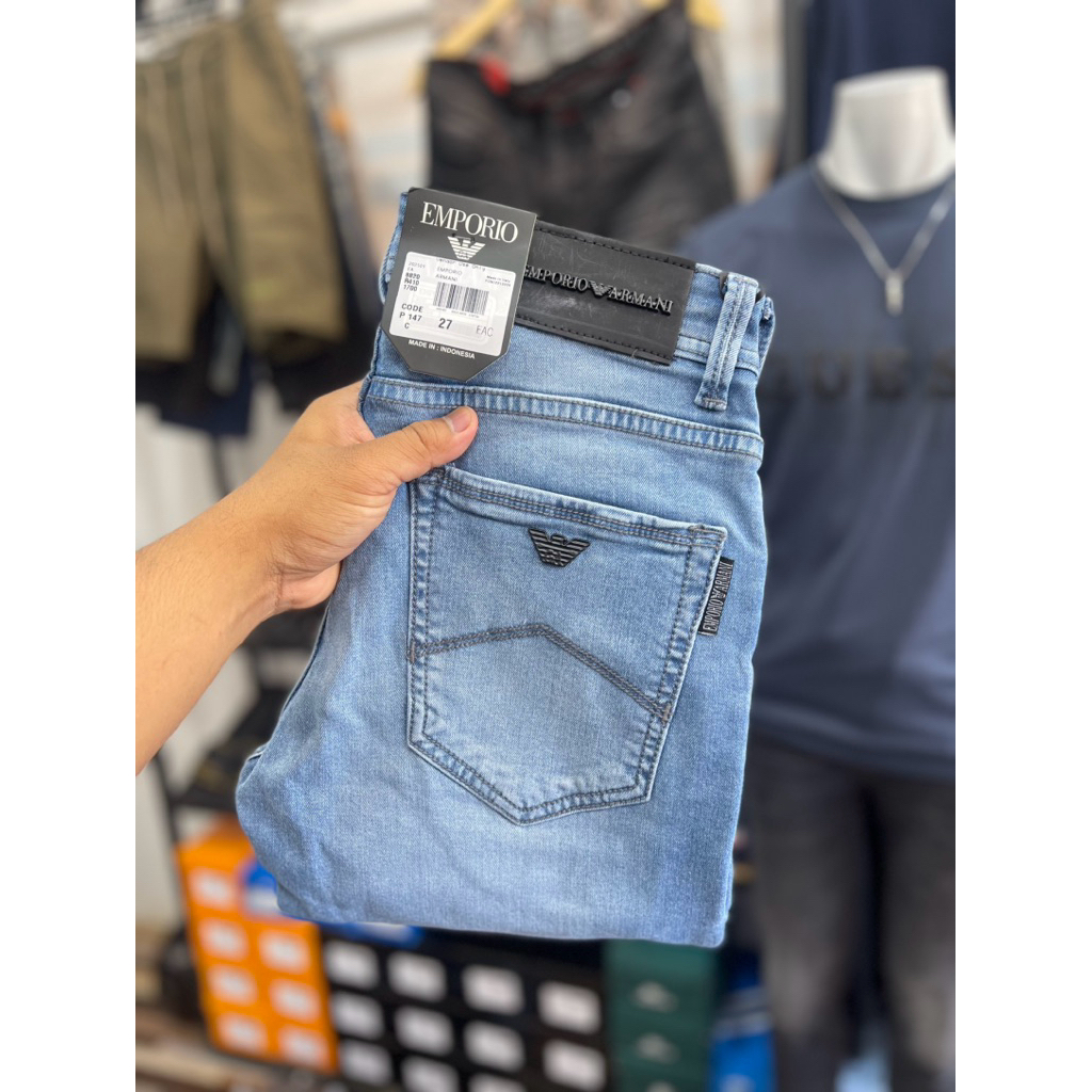 celana emporio armani