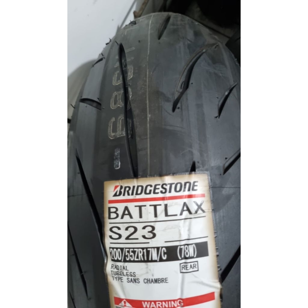 BAN BATTLAX S23 200/55-17