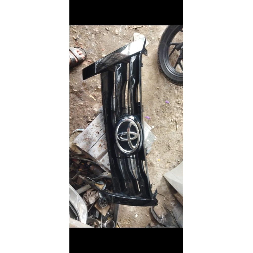 grille bumper depan fortuner vrz trd 2016-2019 original