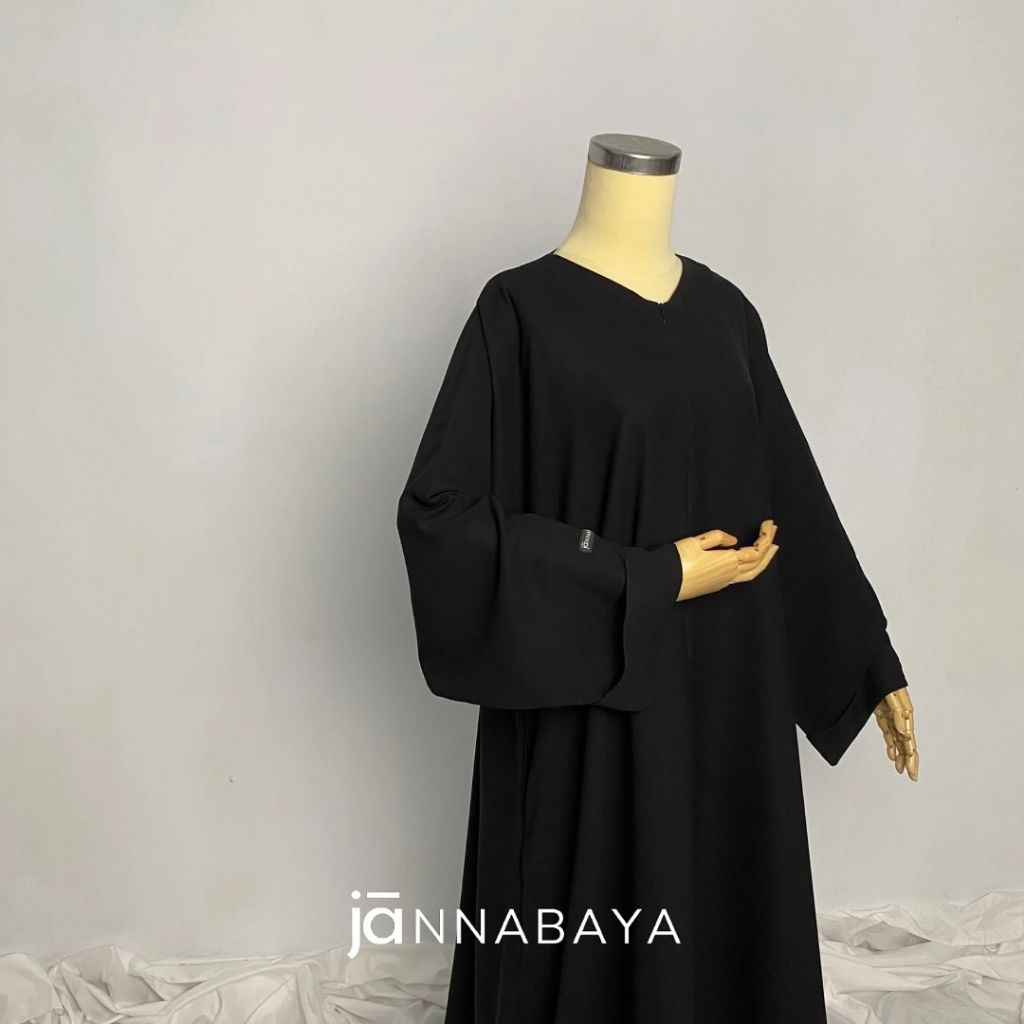 JANNABAYA - SAUDI ABAYA HAJI UMROH PITCH BLACK PREMIUM POLYESTER GRANADA ANTI UV S/M L/LXL