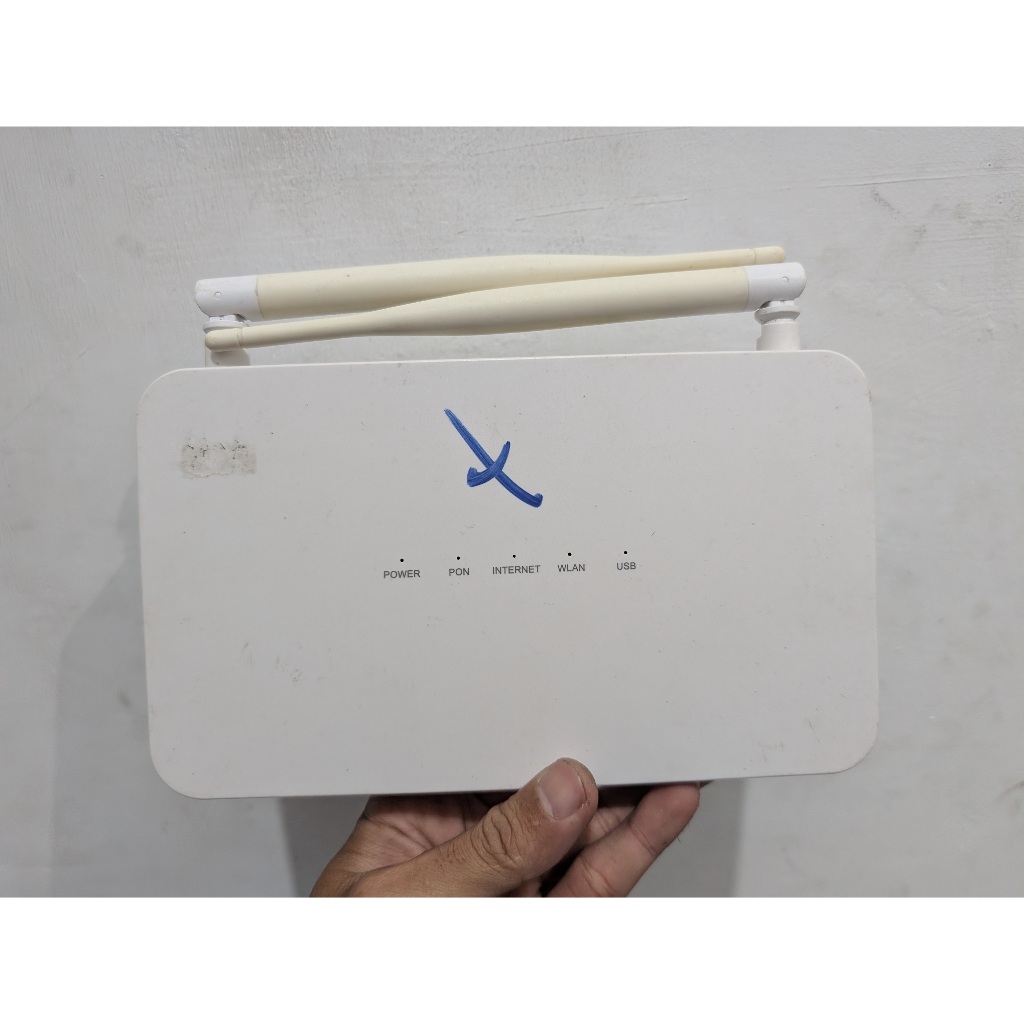 ROUTER RUSAK GPON ONT (F670L) PORT BIRU