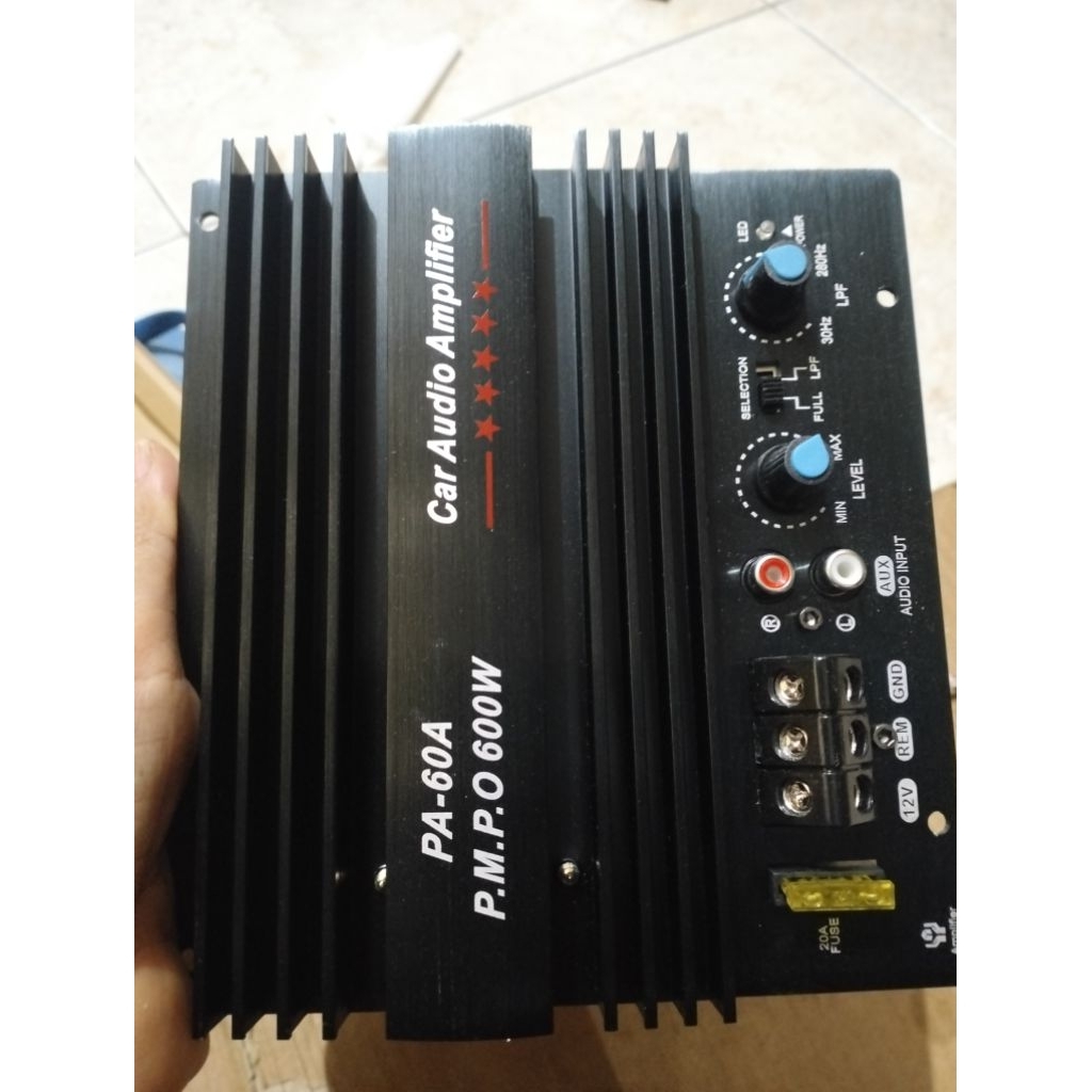 Amplifier Mobil PA-60A Mono 600W