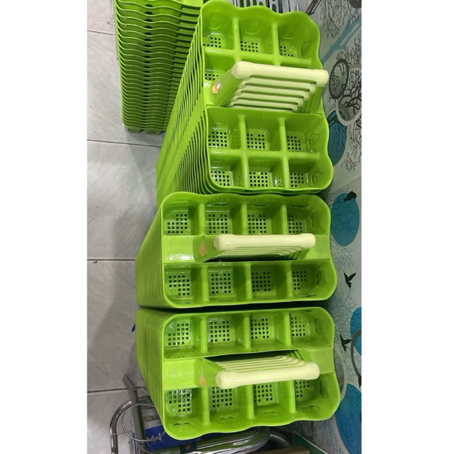 TEMPAT AQUA GELAS / KERANJANG AQUA GELAS