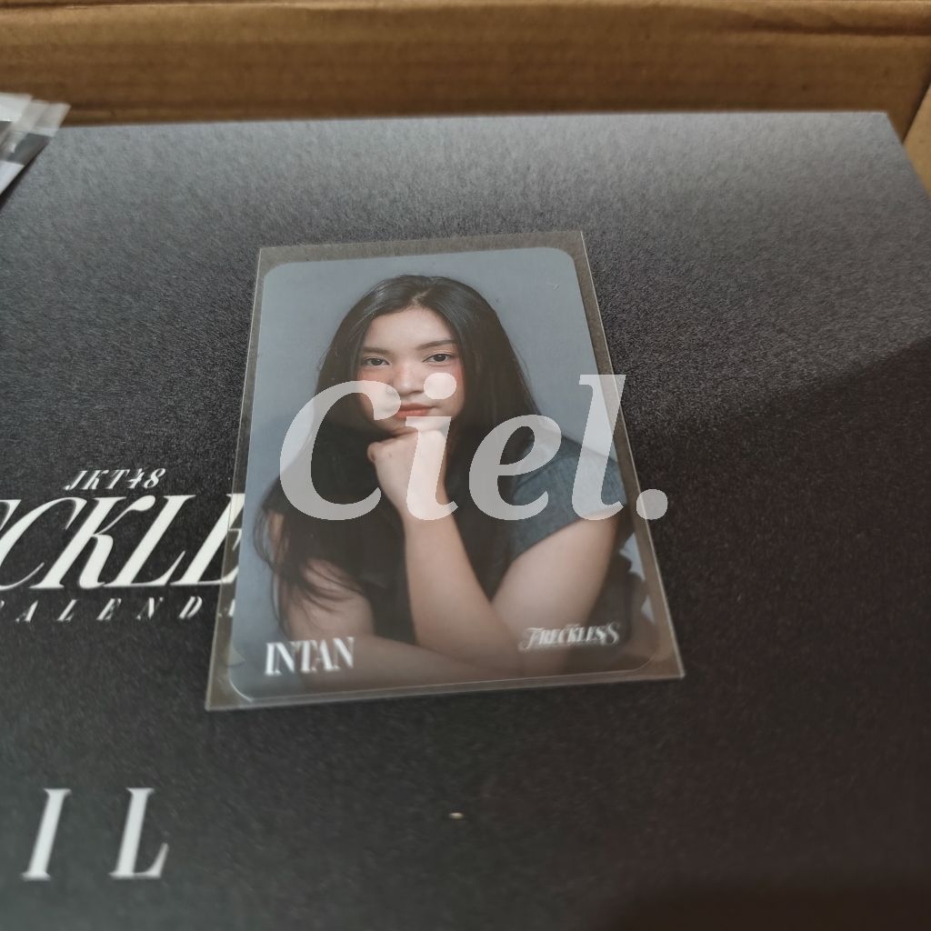 Intan Freckles Reckless JKT48 Kalender 2026 Photocard / PC