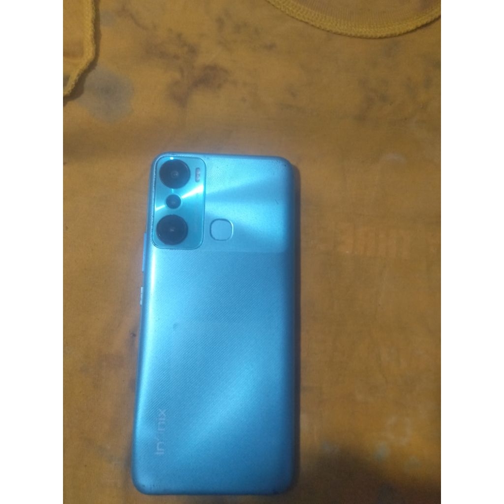 infinik hot 20i ram 4/64 gb