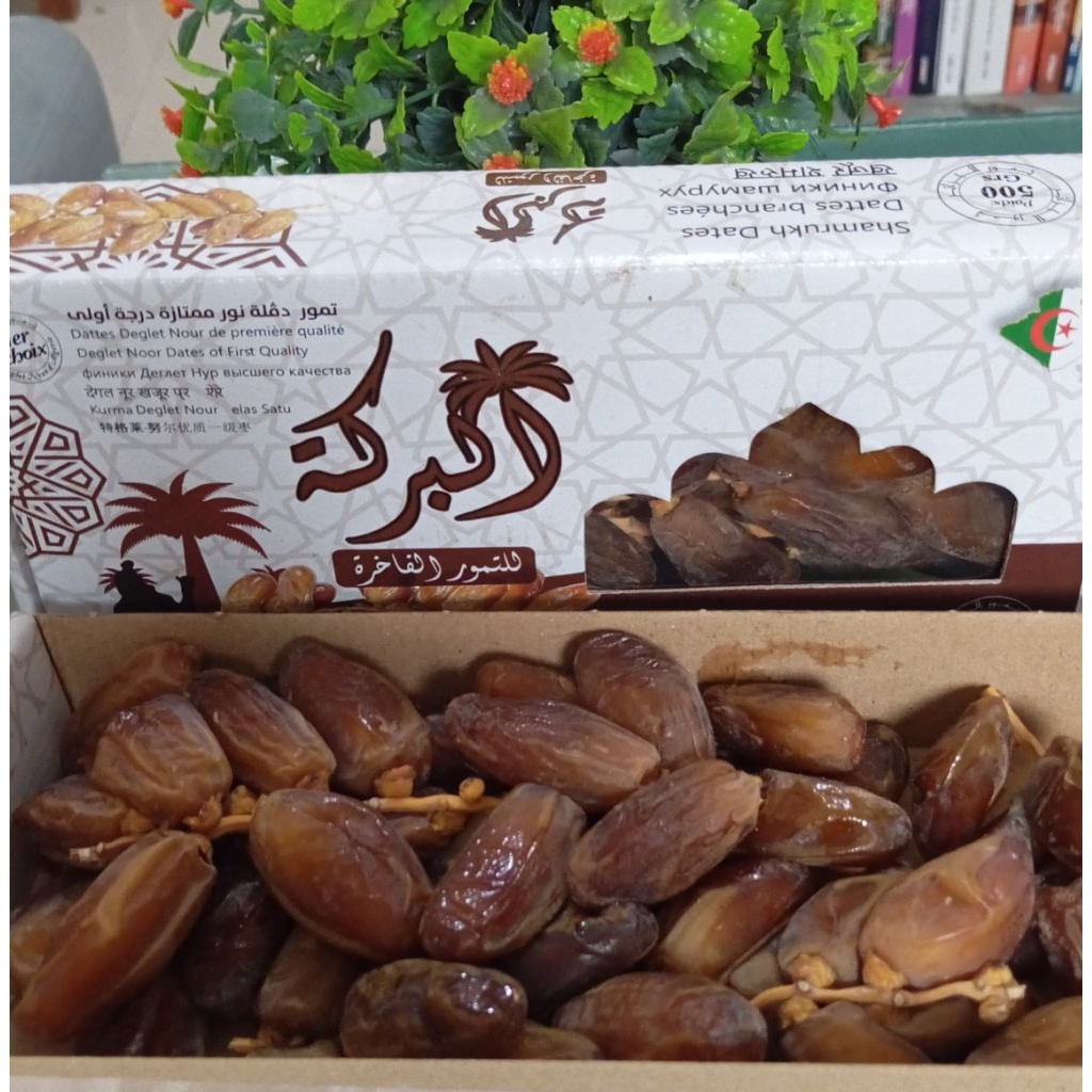 KURMA TUNSIA TANGKAI, kurma tangkai curah, kurma yang ada tangkainya, kurma deglet nour