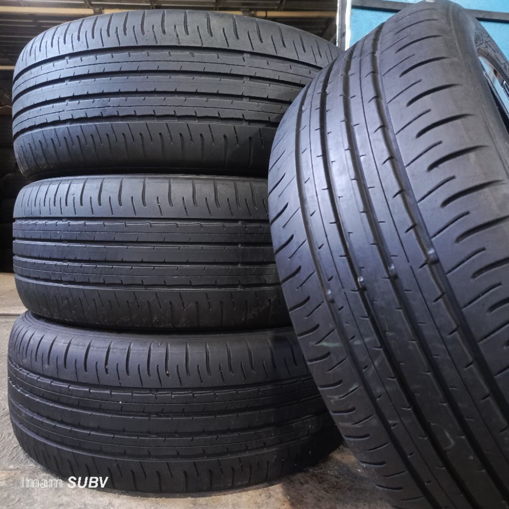 Ban 225/50R18 Dunlop Sportmax