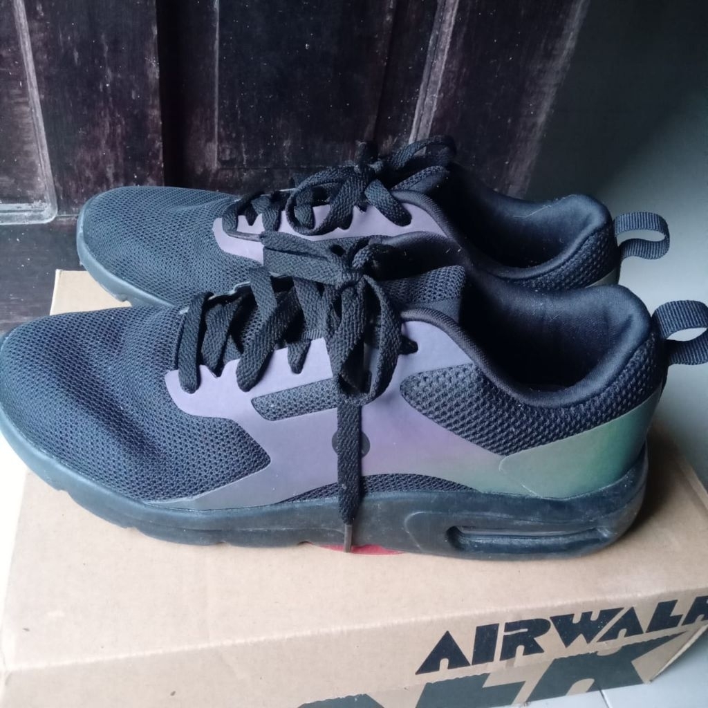 sepatu olahraga airwalk concur