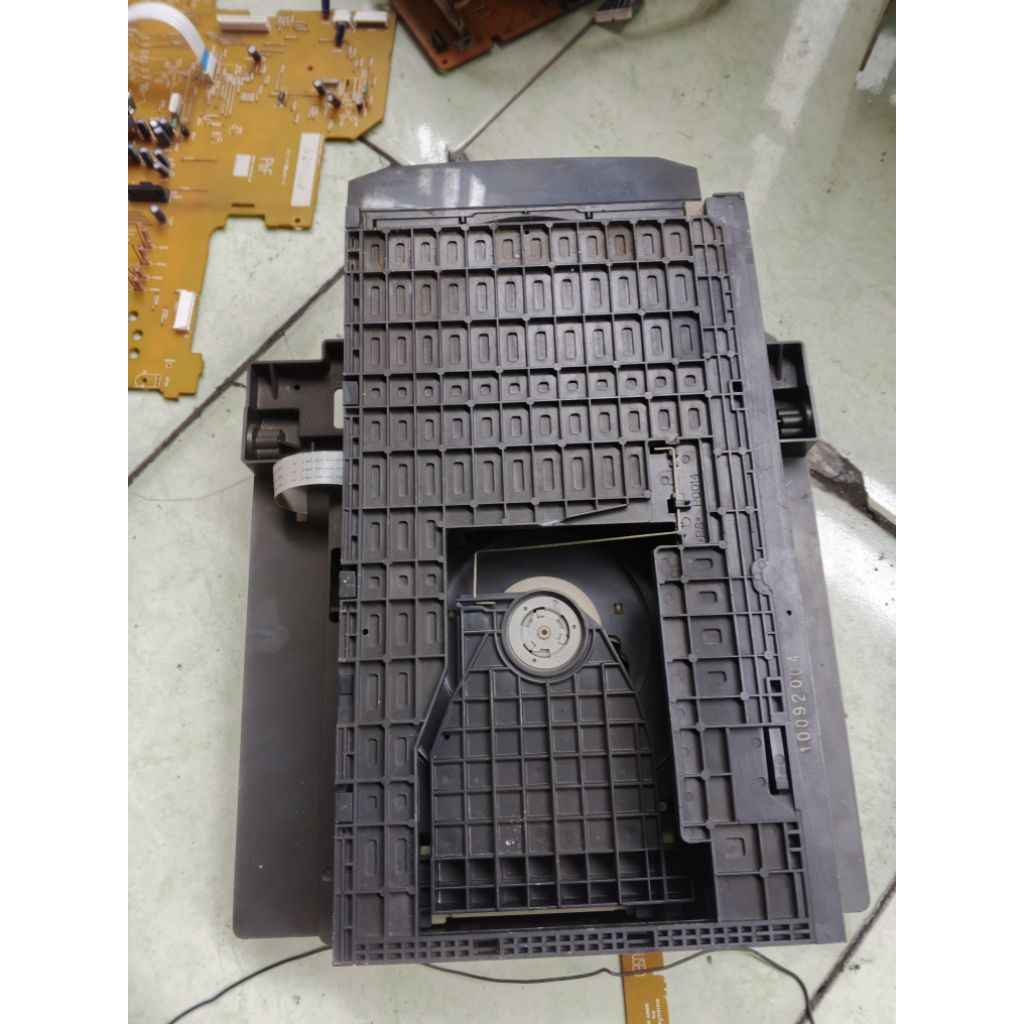 mekanik DVD compo sharp