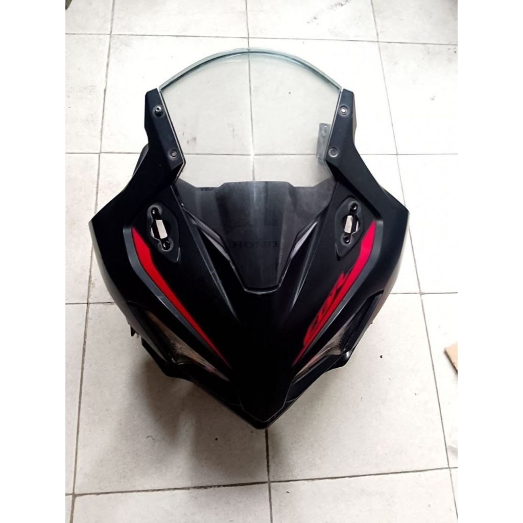 Cover Body Set Lampu Depan CBR 150R K45R -  Bodi Depan CBR 150R K45R Original