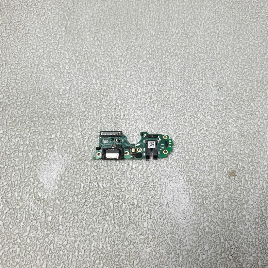 Papan cas connector charger Oppo A57 2022 / A57 4G / A57 5G / A77S / Realme 8S . Ori copotan