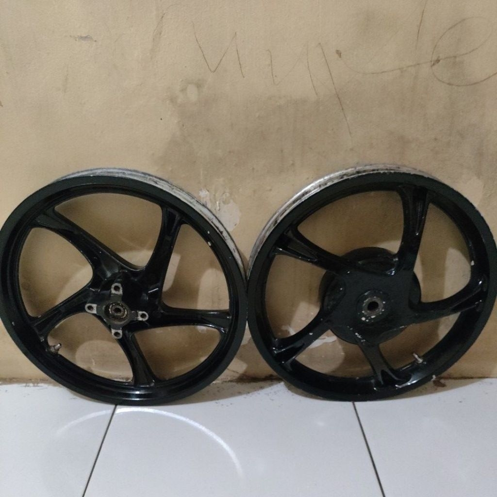 velk pelk velg racing Mio Enkei 2 original bekas