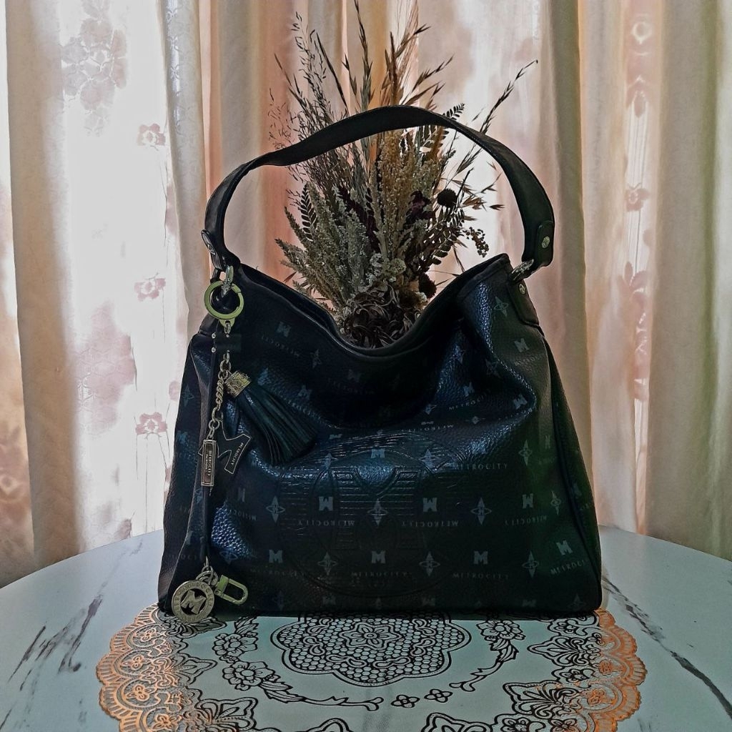 Tas Hobo METROCITY LEATHER Kulit Asli Preloved
