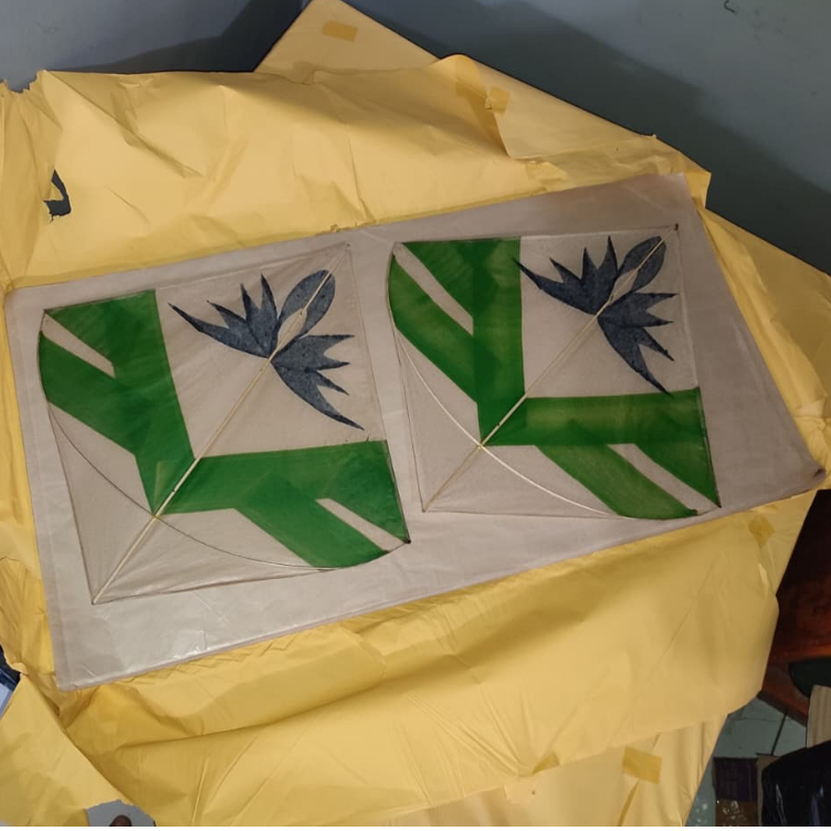 KERTAS COKLAT NGENCRING - KERTAS LAYANGAN 18 GRAM  SUPER