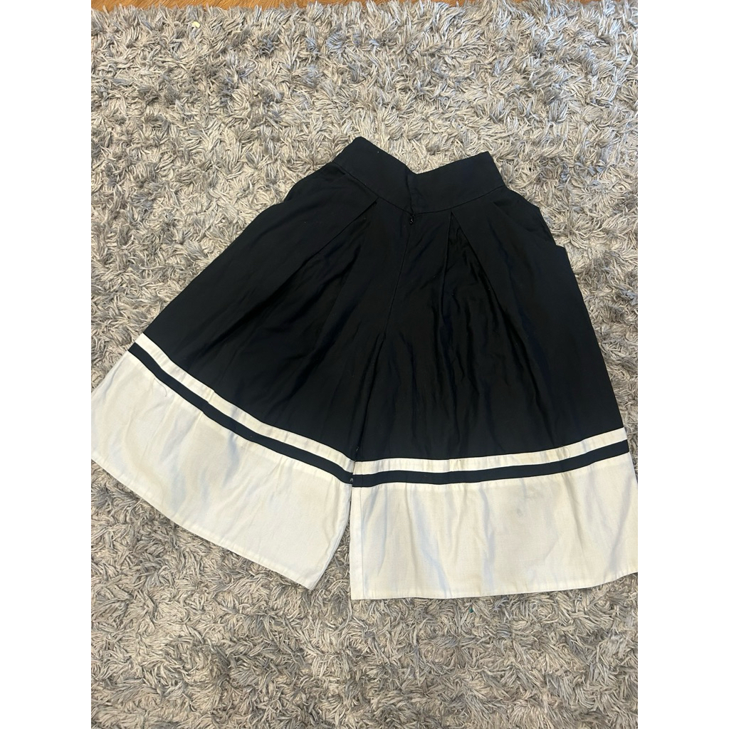 Oline Workrobe Kulot Preloved