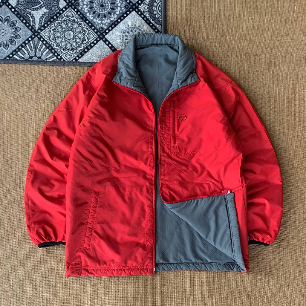 jaket Sergio Tacchini size M (seperti baru) bolak balik 100% original 070226B