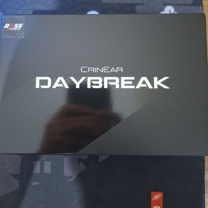 IEM CRINEAR DAYBREAK (Second LIKE NEW)