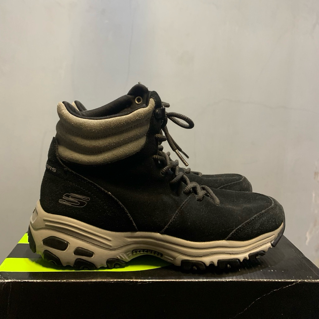 Skecher sepatu second/preloved/bekas original outdoor running murah