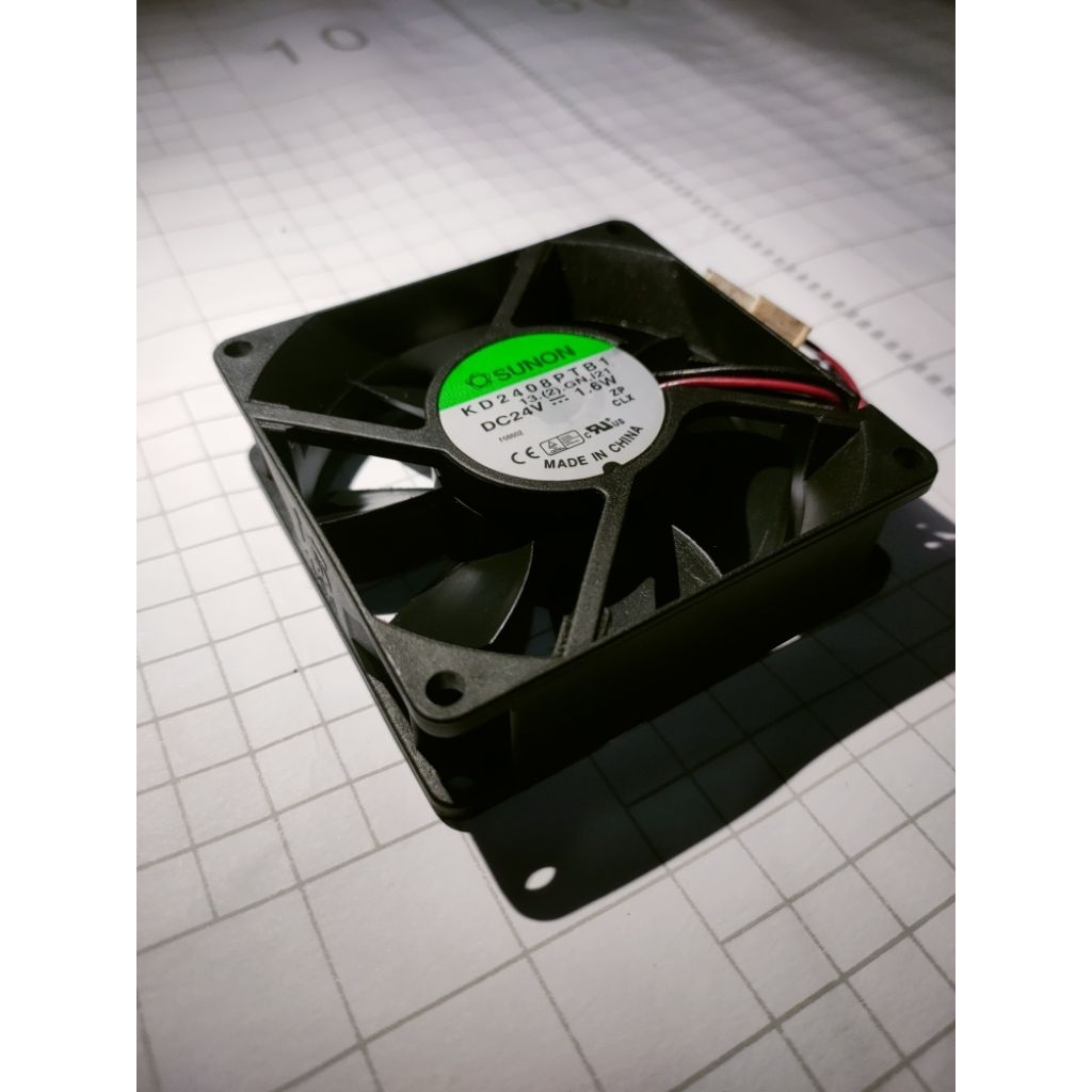 Kipas fan DC 24volt Amper random high spedd DC 24v 8x8cm