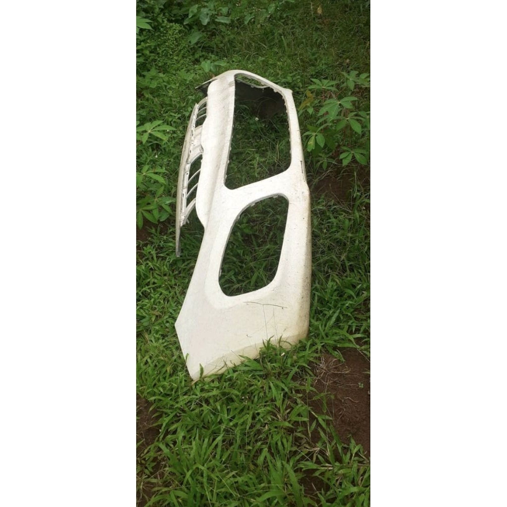 Bemper depan kia rio 2012