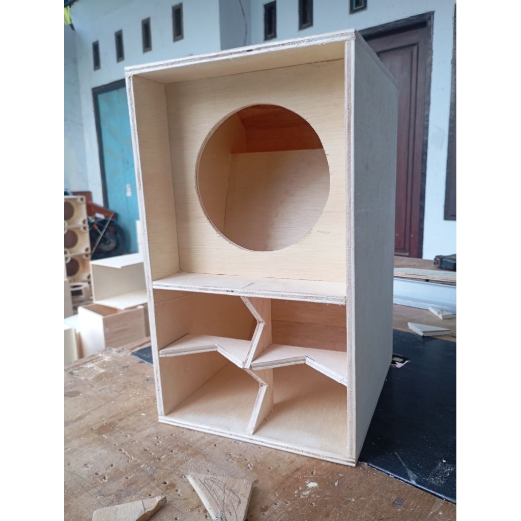 Box Speaker Model CBS Nogosari 6in (Box Cbs)