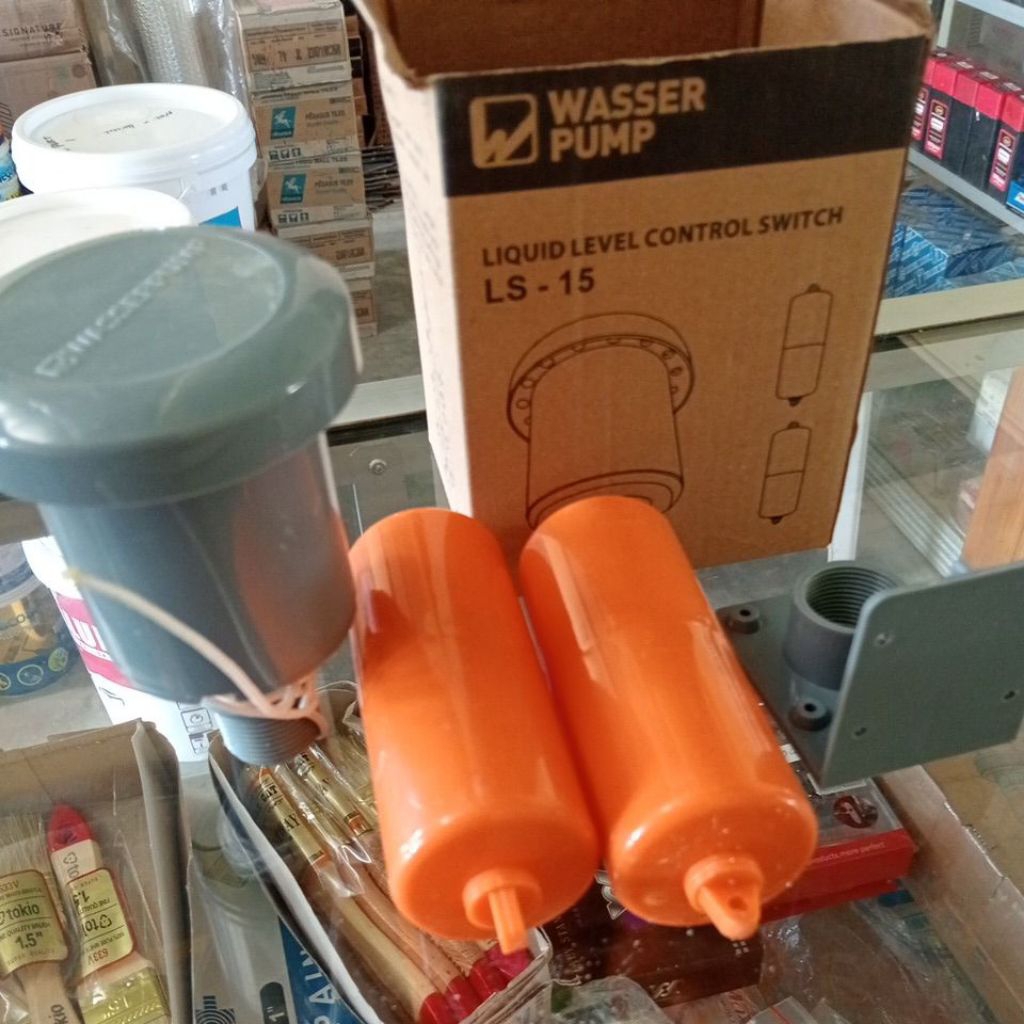 LIQUID LEVEL CONTROL SWITCH