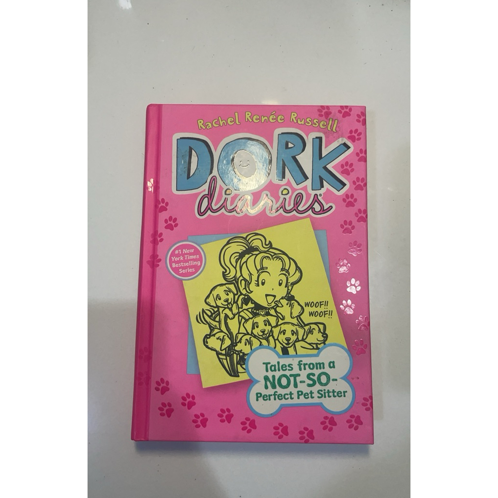 Dork diaries hardcover(seri perfect pet sitter)