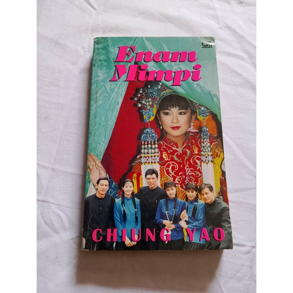 NOVEL CIUNG YAO / ENAM MIMPI