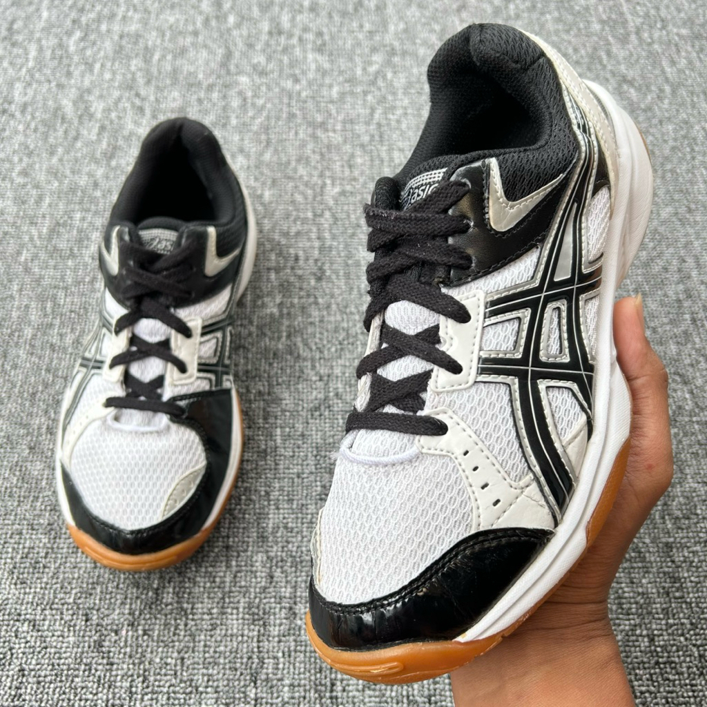 Sepatu Badminton ASICS Rivre CS Size 37.5 Panjang Insole 23.5 cm