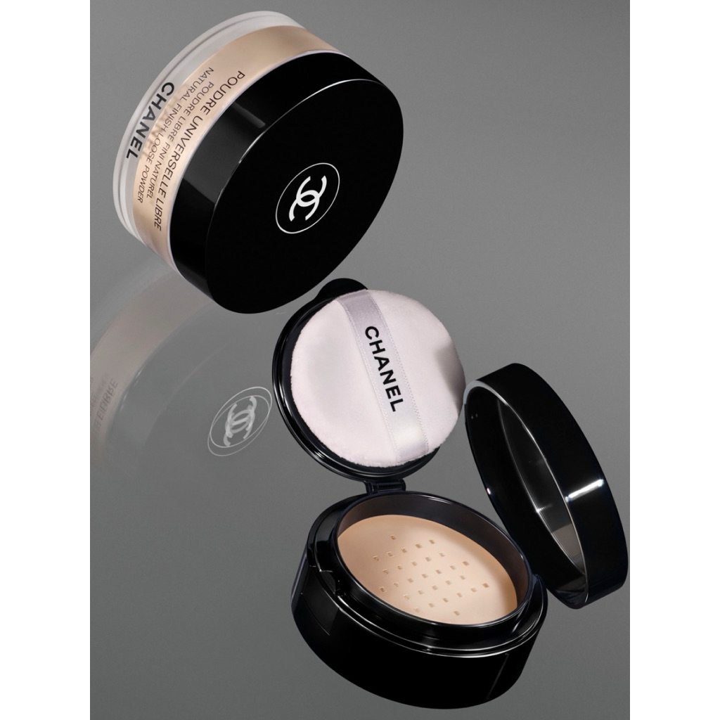 Compact powder Chanel