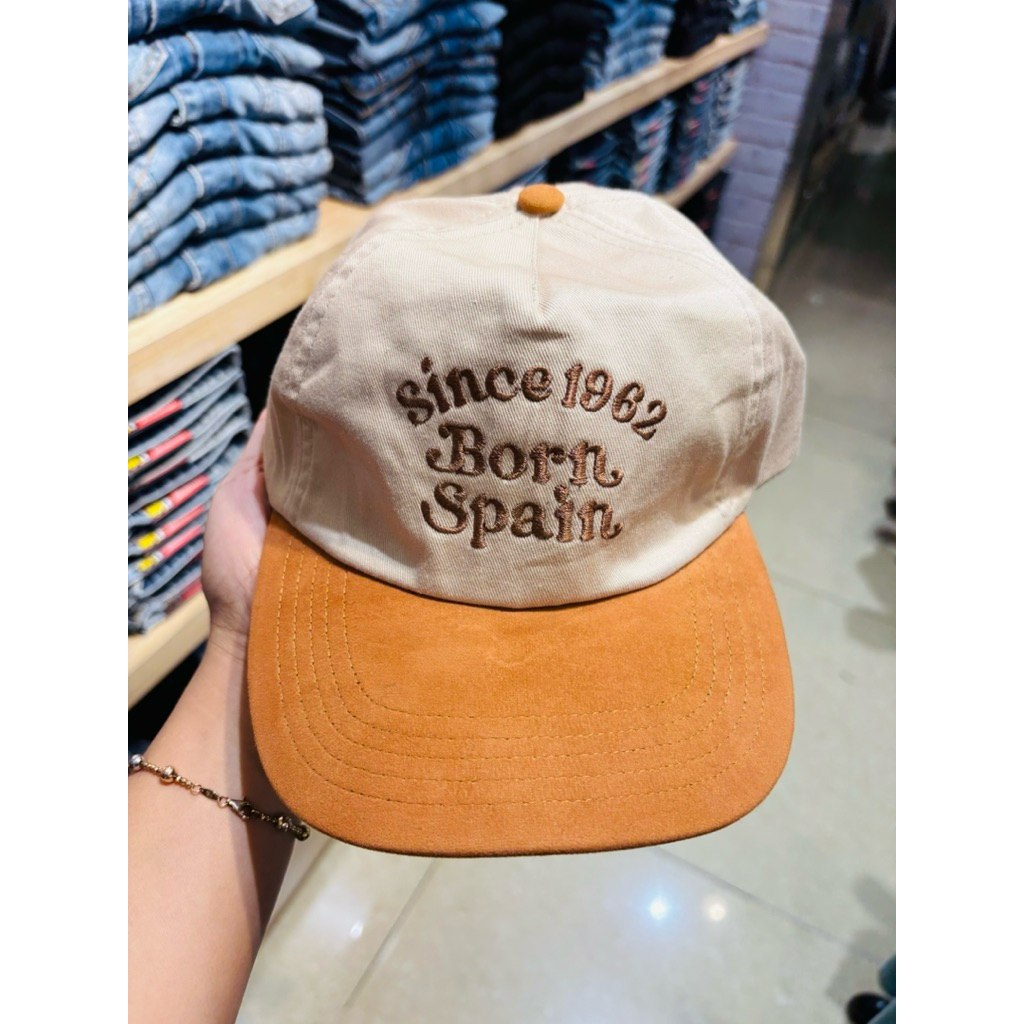 TOPI Lois original