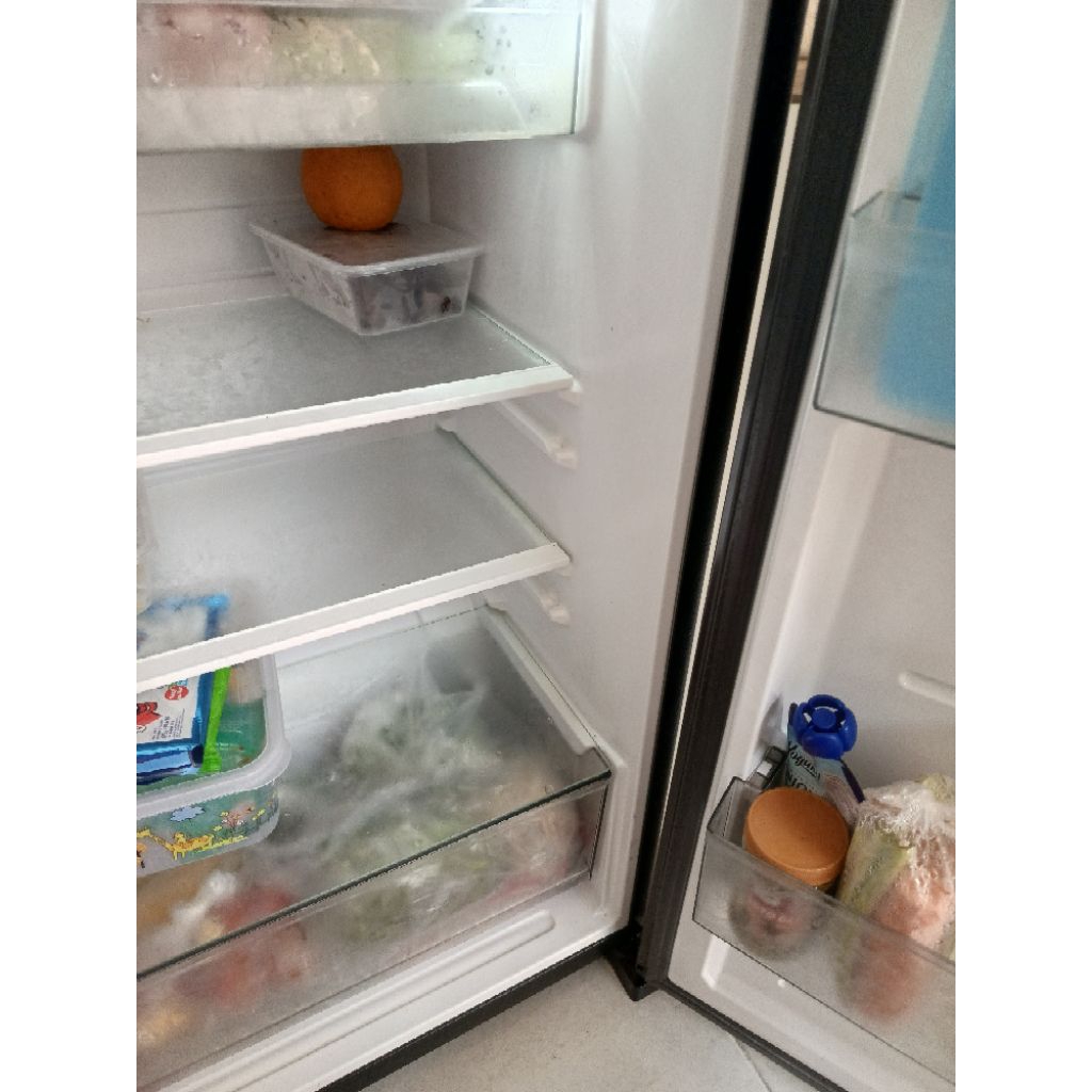 Kulkas Aqua 1 Pintu 165 Liter - Freezer Besar, Hemat Energi, Ramah Lingkungan