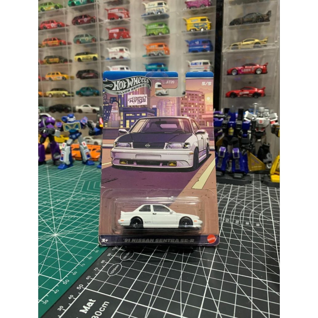 Hotwheels Compact King Nissan Sentra SE-R
