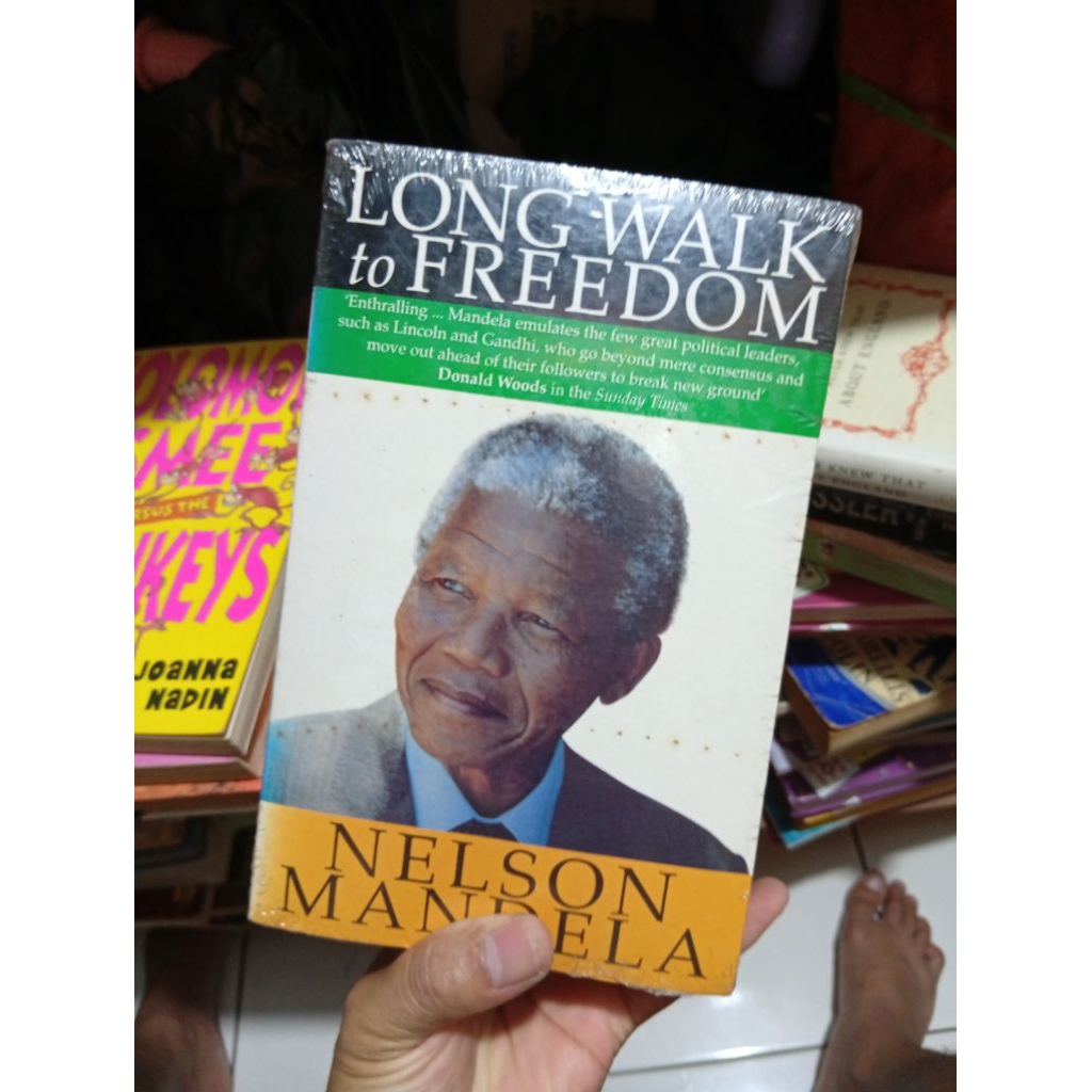 nelson mandela long walk to freedom english books