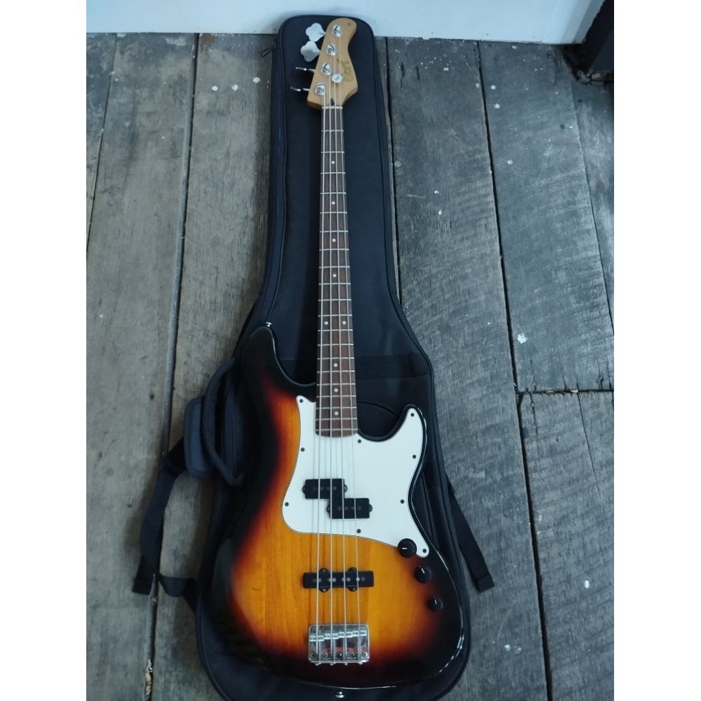 BASS CORT GB14PJ