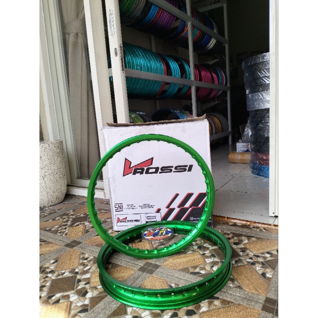 sepasang velg Vrosi Baru R17 UK 140-160 Warna Hijau