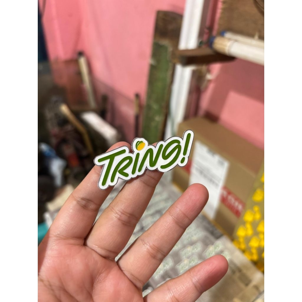 pin custom logo tring pegadaian