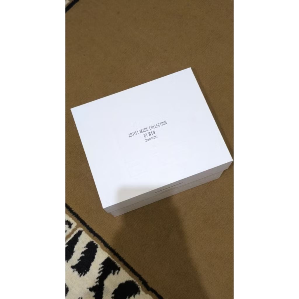 JUNGKOOK MIKROKOSMOS MOOD LAMP