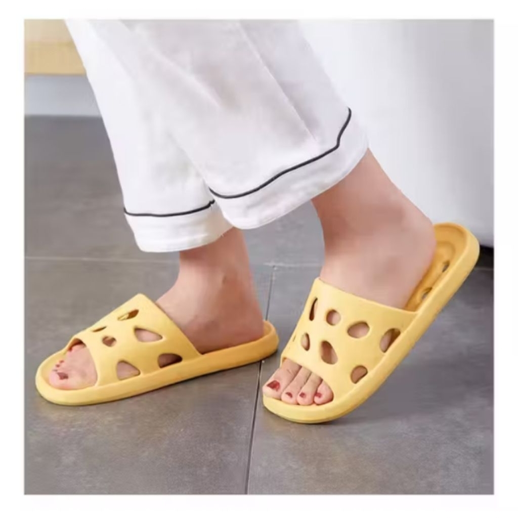 Sandal Rumah/Sandal Kamar Mandi Anti Licin Cepat Kering