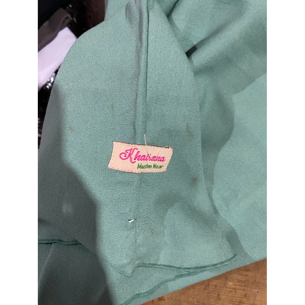 PRELOVED HIJAB KHIMAR SYAR’I MEREK KHAIRANA MUSLIM WEAR