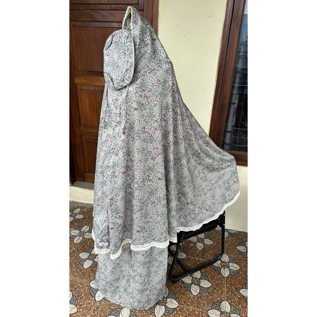 MUKENA DEWASA MOTIF BUNGA SAKURA