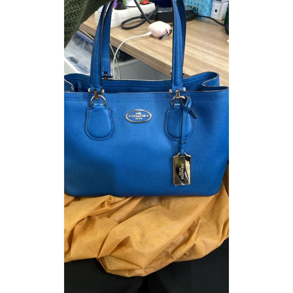 Tas Coach Preloved like new