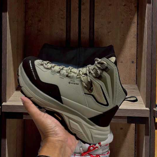 The North Face VECTIV Fastpack Mid GORETEX Grey